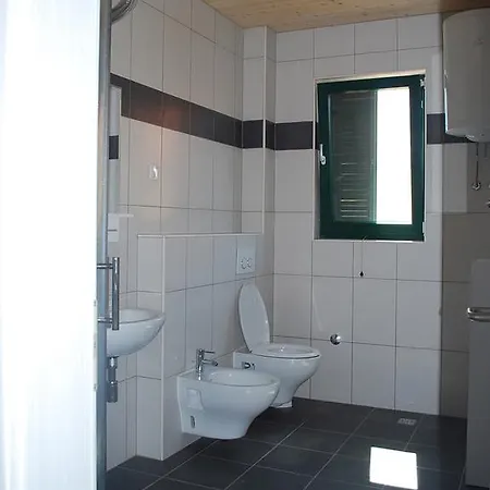 Apartment Dujic Tribunj (Sibenik-Knin)